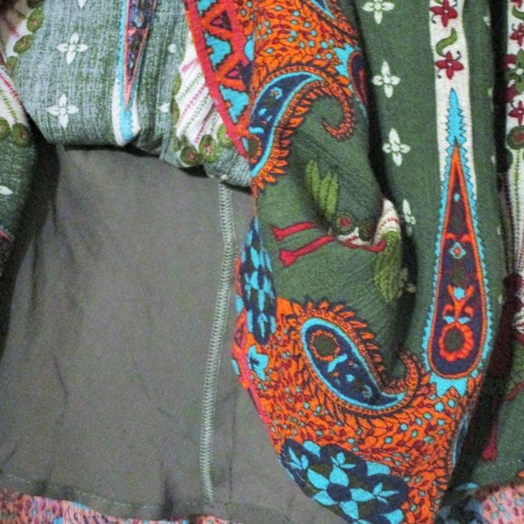 Farm Rio Floral Peacock Green Mixed Print Halter Top Blouse Sz P NWT - Picture 9 of 9